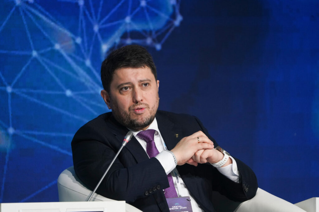 Иллюстрация — От Digital Banking к AI: как технологии меняют бизнес-процессы в Казахстане