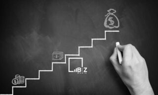 Стоит ли людям переживать за депозиты в банках? Беспорядки в Казахстане