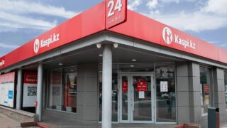 Казахстанские банки помогают бизнесменам после беспорядков