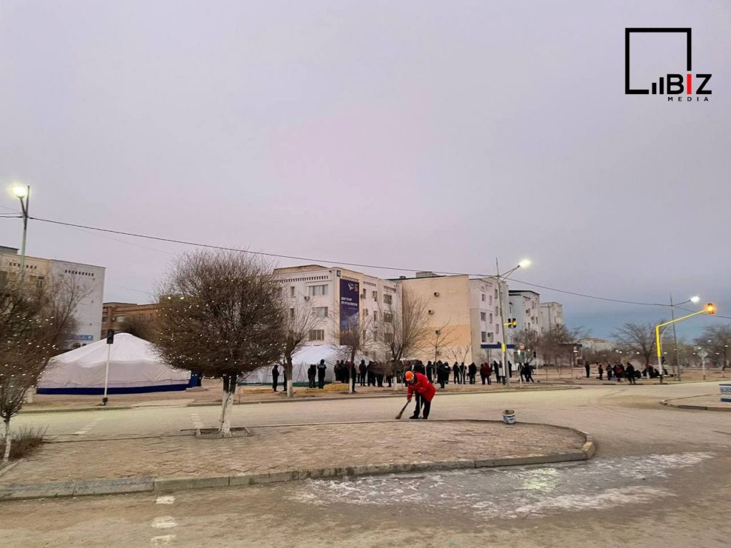 Иллюстрация — Митинг против повышения цен на газ затянулся. Протест в Жанаозене