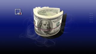 Где сегодня, 24 мая, выгоднее обменять доллары в Алматы