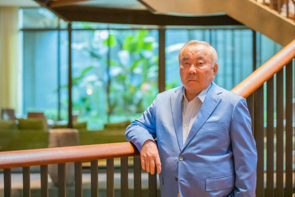Болат Назарбаев.