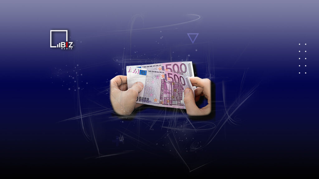 Евро подешевел и продолжит дешеветь