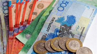 В феврале 2009 года Национальным Банком была проведена одномоментная девальвация тенге