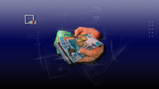 За год тенге подешевел на 11% — и продолжит дешеветь