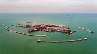 С местными жителями обсудили воздействие на экологию при строительстве ГПЗ на Кашагане