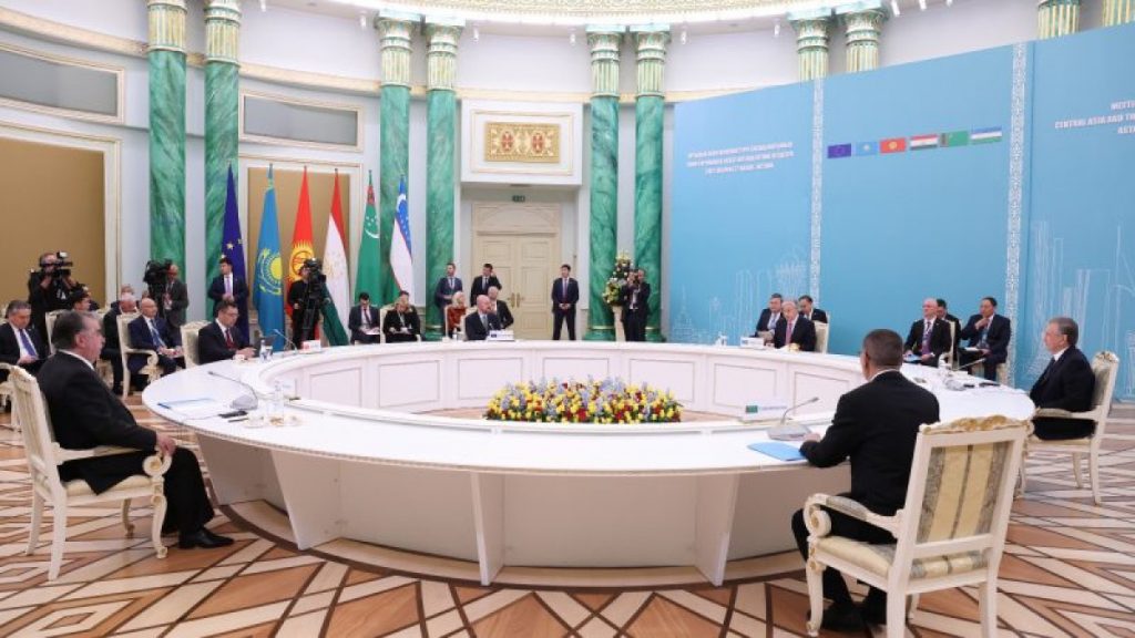 В Казахстане лидеры ЕС и Центральной Азии выступили за более тесное сотрудничество