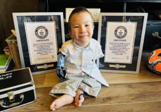 Казахский 10-летний певец Бекнур Жанибекулы вошел в Книгу рекордов Гиннесса