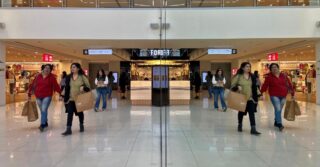 Анализ: Бум расходов в Индии после завершения программы COVID стимулирует двухскоростную экономику