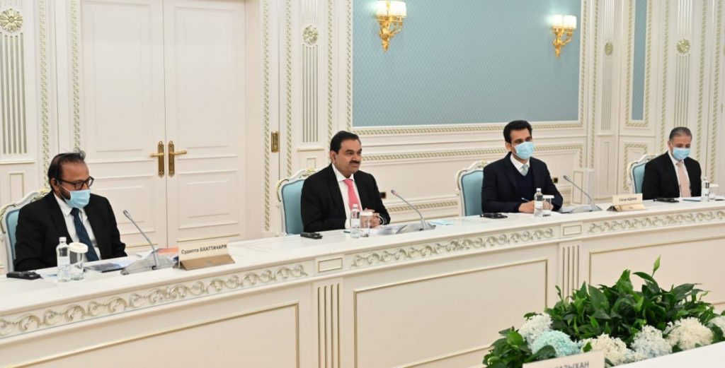 Глава государства принял президента компании Adani Group Гаутама Адани