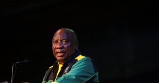 Издевательства над Рамафосой вызывают ответную реакцию в АНК Южной Африки