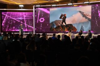 Медиафорум Центральной Азии проводит презентацию книги о необыкновенной жизни казахской охотницы на орлов из Монголии