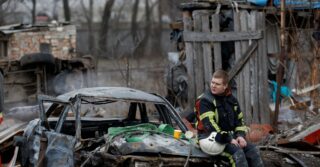 Россия атакует Украину вдоль линии фронта с севера на юг