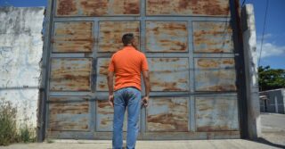 Венесуэльцы пытаются восстановиться после крушения мечты о миграции в США