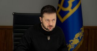 Зеленский заявил, что Украина готовится ко всем сценариям обороны