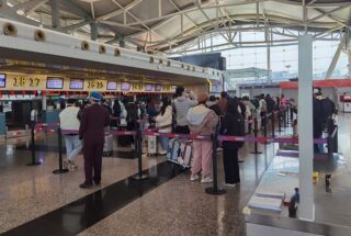 Аэропорты Пекина ожидают всплеска рейсов во время Весеннего фестиваля