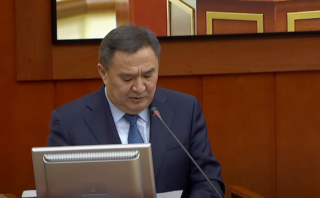 Сотрудники правоохранительных органов предотвращают худший сценарий во время беспорядков, говорит министр внутренних дел Казахстана