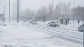 В вторник объявлено штормовое предупреждение в пяти областях Казахстана
