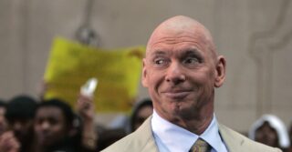 WWE подтверждает возвращение бывшего главы Винса МакМахона в совет директоров