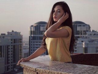 МИД: Выжившей в Турции казахстанке Сабине Мамадьяровой провели операцию