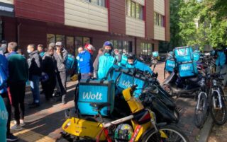 Досаев про доставщиков еды: Нарушают, чтобы заработать галочки