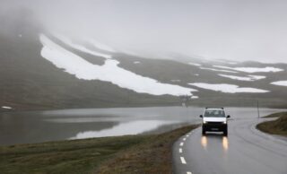 На четверг 16 февраля в семи областях Казахстана объявили штормовое предупреждение