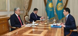 В период весенне-полевых работ Токаев поручил «КазМунайГазу» обеспечить бесперебойную работу НПЗ