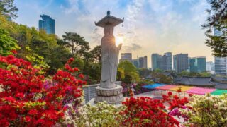 Пожилые люди в Сеуле считают 72,6 года средним возрастом пожилых людей: опрос