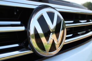 Volkswagen может отозвать авто из-за иска о программном обеспечении для выбросов