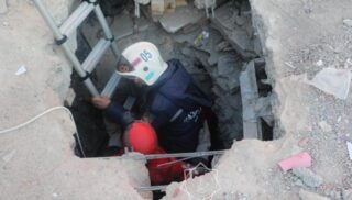 «Я начал верить в чудеса»: казахстанские спасатели поделились историями спасений в Турции