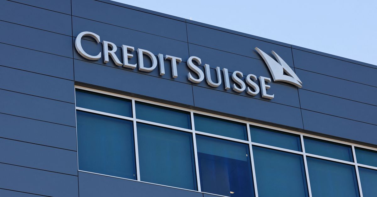 Фото: Reuters. Акции швейцарского Credit Suisse подешевели почти на треть за день. Главные новости на утро 16 марта 2023 года
