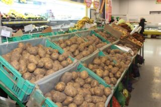 Цены на социально значимые продукты завышали в крупных супермаркетах ЗКО