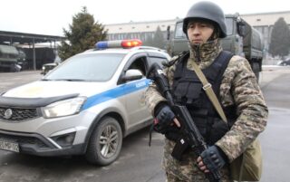 Глава государства Токаев подписал закон об органах военной полиции