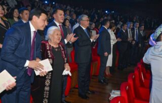 Касым-Жомарт Токаев побывал на концерте в честь Шамши Калдаякова