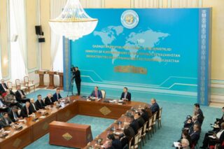 МИД Казахстана и ЦИК кратко проинформировали дипломатический корпус о подготовке к парламентским выборам