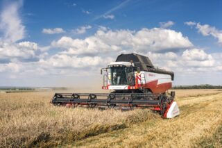 Минсельхоз: В Казахстане имеется 450 тыс. единиц спецтехники для посевной