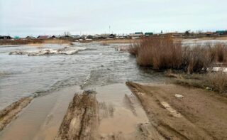 Работа пункта пропуска «Желкуар» на границе Казахстана и России приостановлена из-за паводков