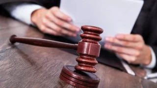 Сельчанка из Тюлькубасского района наказана за ложные доносы