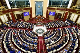 Токаев заявил, что нынешнее состояние медицинской инфраструктуры вызывает немало нареканий