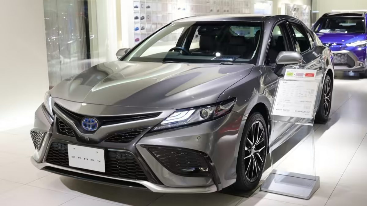 Toyota прекращает продажи Camry в Японии, положив конец 43-летней истории  марки