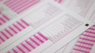 22% выпускников не смогли набрать проходной бал на мартовском ЕНТ