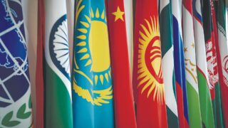 Активизировать работу по расширению расчетов в национальных валютах призвал Генсек ШОС