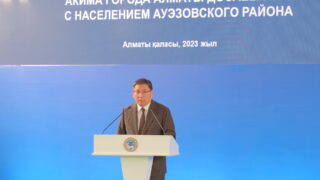 Досаев вернет автостоянки, арендованные от имени города, в «Алматы паркинг»