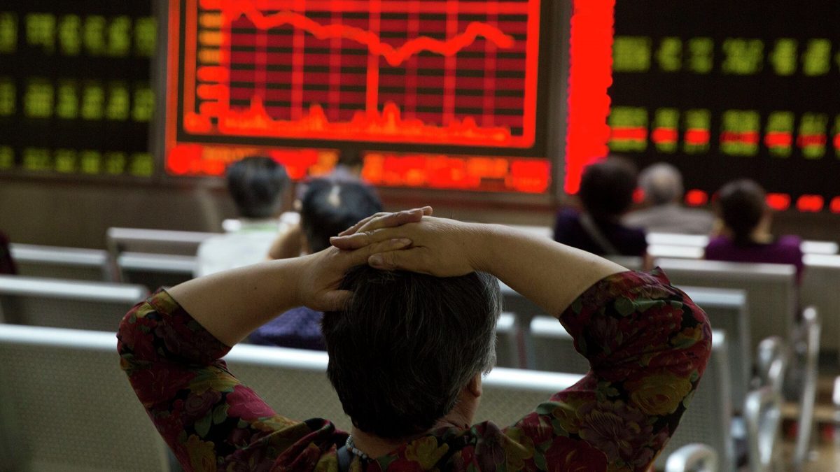 Фото: © AP Photo / Ng Han Guan. BlackRock призывает инвесторов отказаться от стратегии портфеля 60/40. Важные экономические новости на 19 апреля 2023 года.
