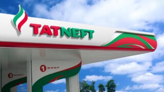 Более чем на 2% выросли акции «Татнефти»