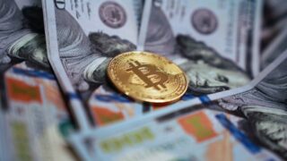 15 млрд долларов в виде криптовалюты вывели из Казахстана