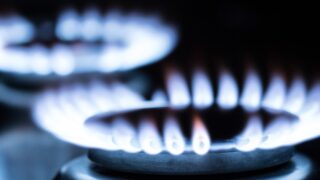 Цены на газ в Европе несколько снизились