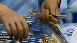 Казахстанцы жалуются на приписку фиктивных услуг от медицинских организаций