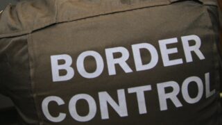 КНБ обнаружил около 100 случаев, когда иностранцы использовали поддельные документы