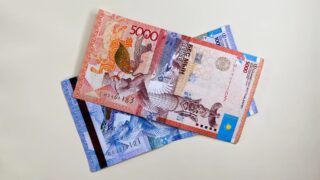 Рефинансирование в Казахстане: как объединить долги и не проиграть